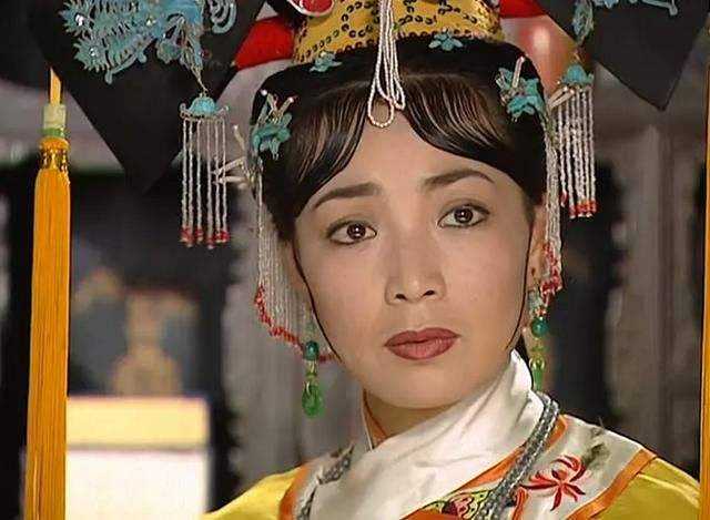 历史上那拉氏断发到底发生了什么,乾隆乌拉那拉氏皇后为何断发