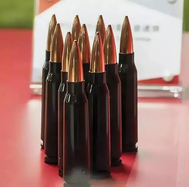 中国现代枪械vs日本二战枪械,二战日军步枪与我国步枪对比