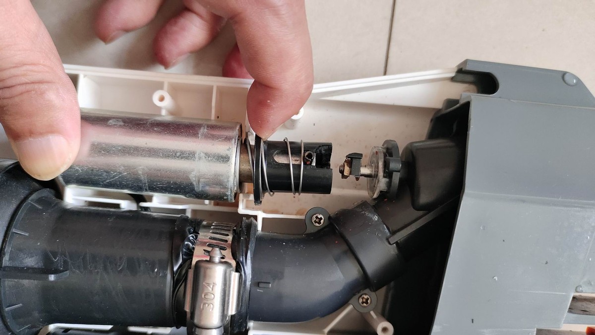 电动高压水枪内部构造,网红电动水枪使用说明