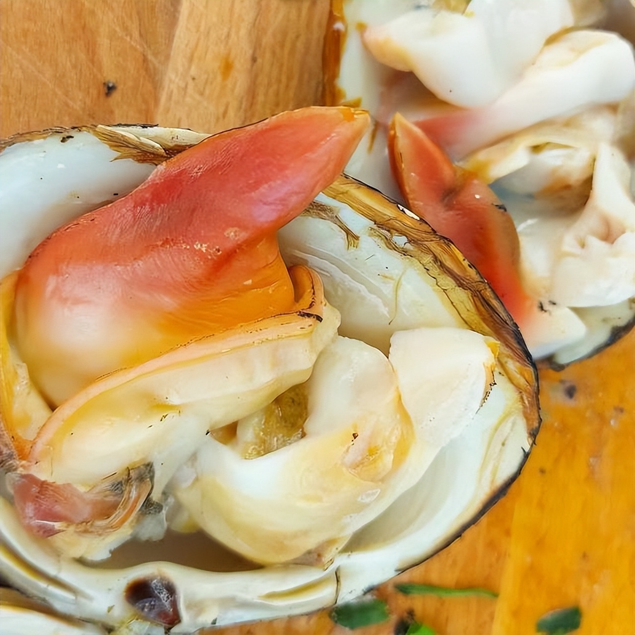 甯歌閫傚悎鍚冨埡韬殑娴烽矞,娴烽矞鍒鸿韩涓轰粈涔堣繖涔堝浜哄枩娆㈠悆