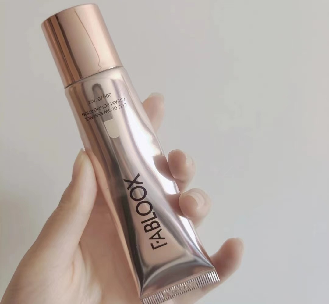 性价比高的平价保湿粉底液,百元以内性价比高的粉底液