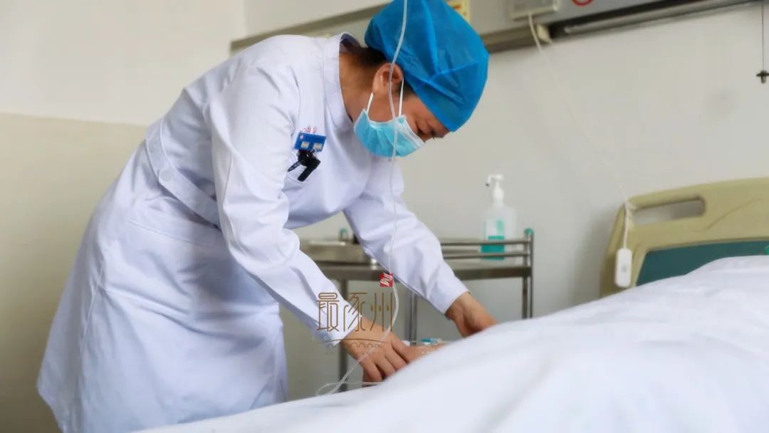 怀非凡之爱，护生命健康！点赞涿州这位最美护士！