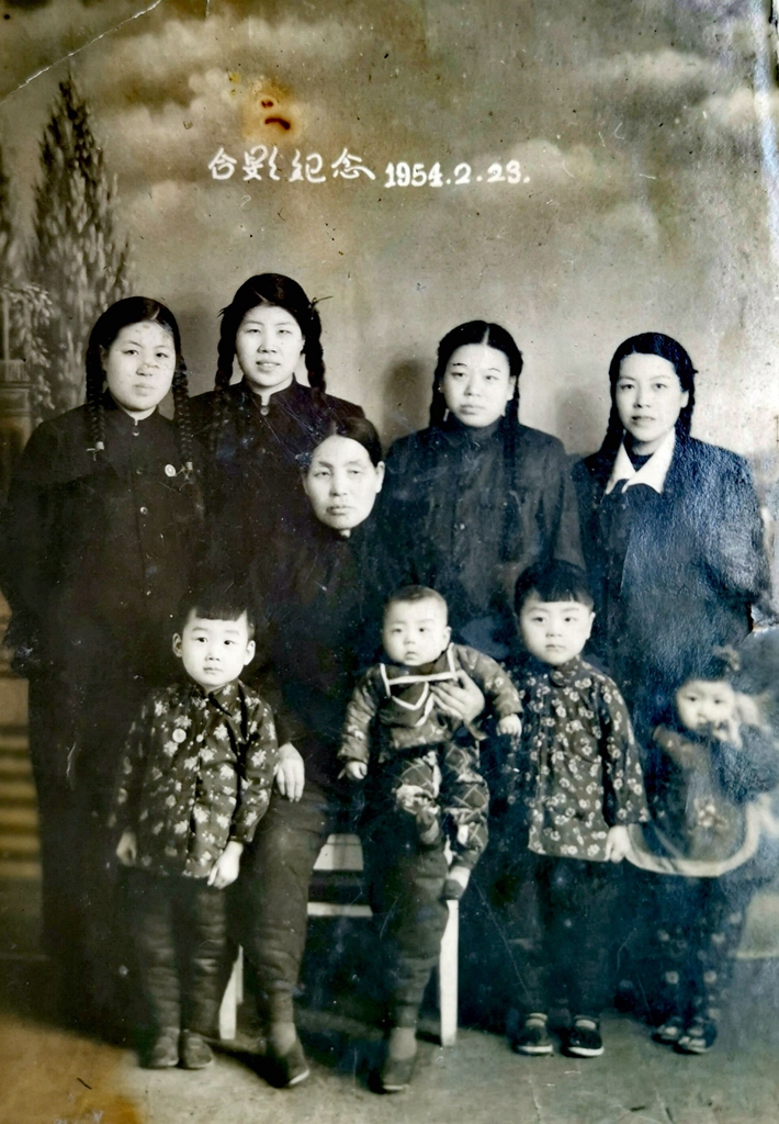 顾乡屯遗址,顾乡屯火车站