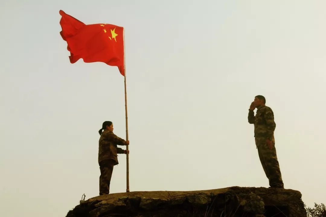 夫妻俩驻守黄海孤岛32年,江苏夫妻驻守黄海孤岛32年