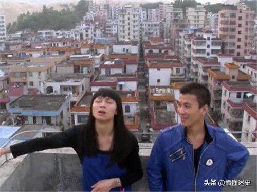 “变性人”李二毛：为生计两变性别，最后出租屋中凄惨离世