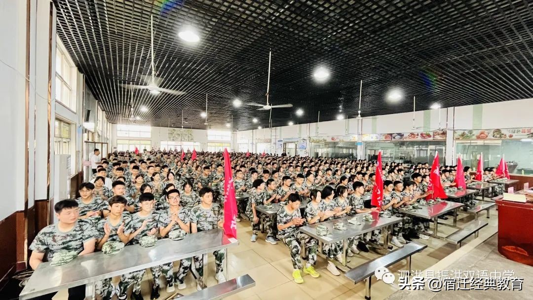 2019级新生军训掠影之动作篇,直击2022级新生军训汇演现场