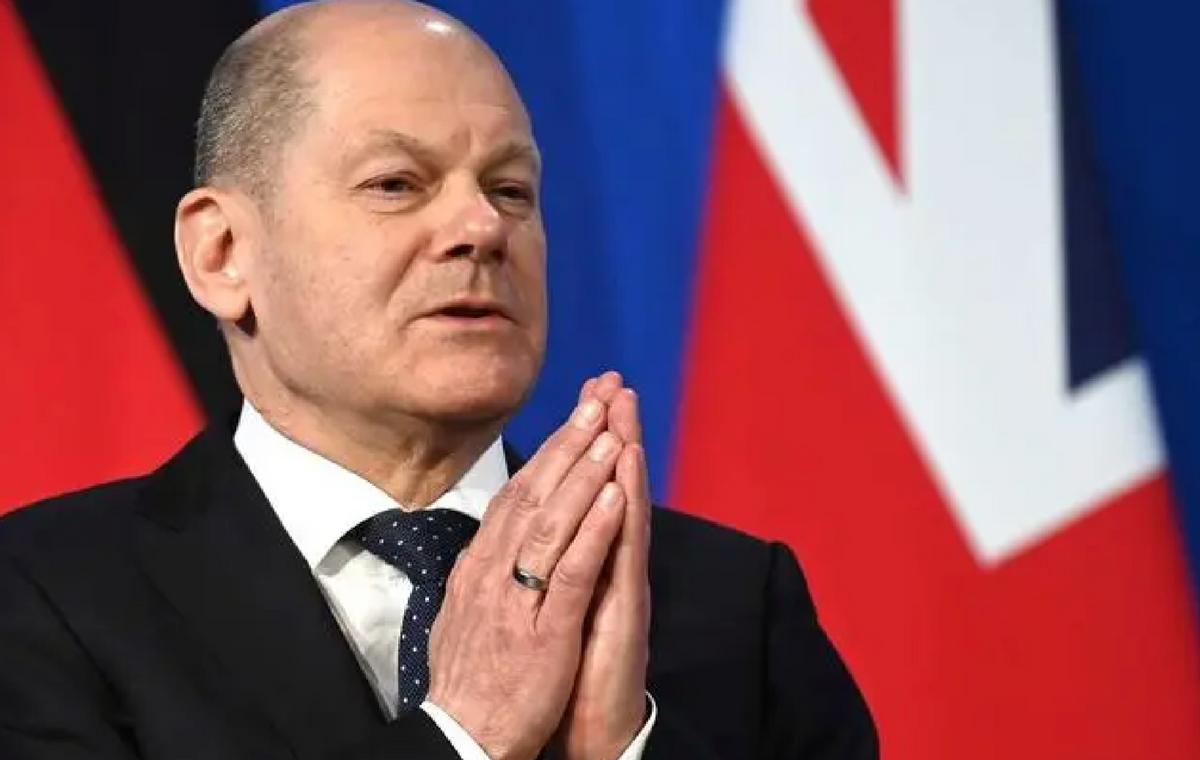 态度坚决，德国总理回应波兰：不希望迫于压力在坦克问题上做决定