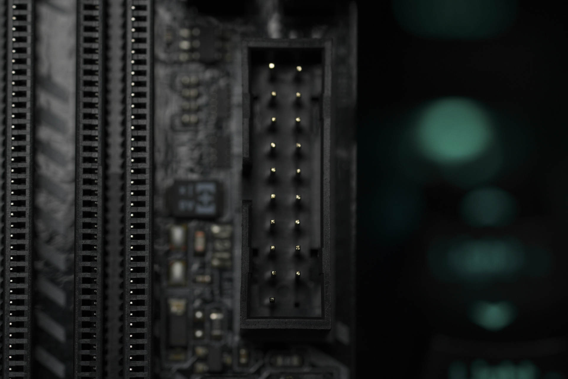 5700g后期可以加什么显卡,5700gvega相当于什么显卡