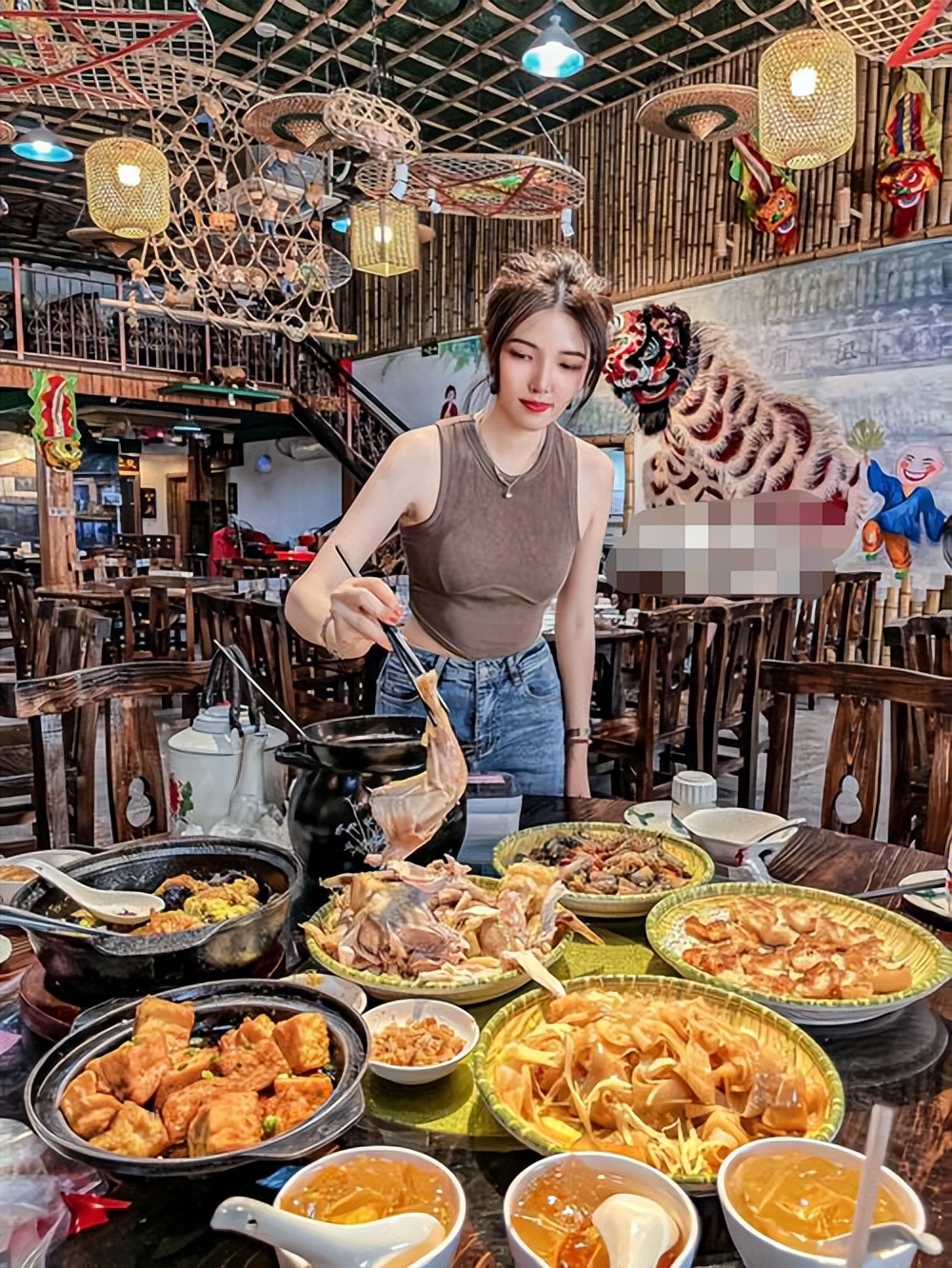 之前都快倒闭的农家乐，现在却生意爆棚，餐饮春天来了？