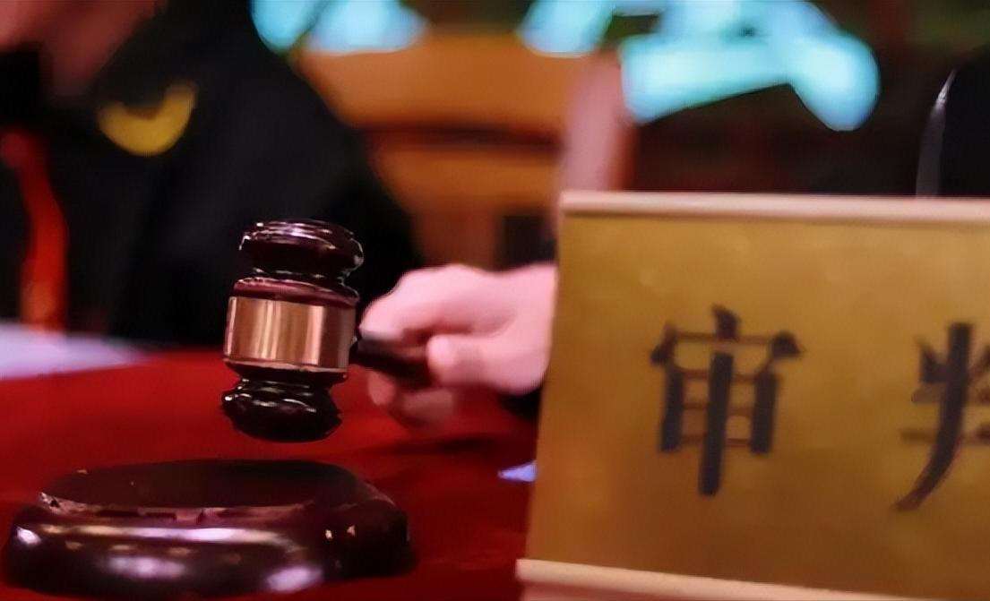 “是我自行操作注射器受孕”。安徽泗县,因3个子女均不是自己亲生,顾某起诉前妻宋某,要求赔偿245500元。