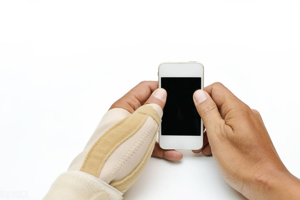 玩手机引起的腱鞘炎怎么医治,玩手机手指腱鞘炎最佳治疗方法