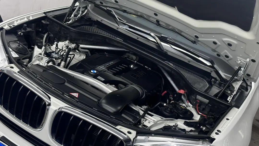 经典老车宝马x5翻新,宝马x5二手车整备翻新费用