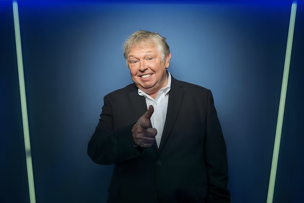 英国家长给孩子买不起牙刷，英主持人：没钱养孩子就不要做父母