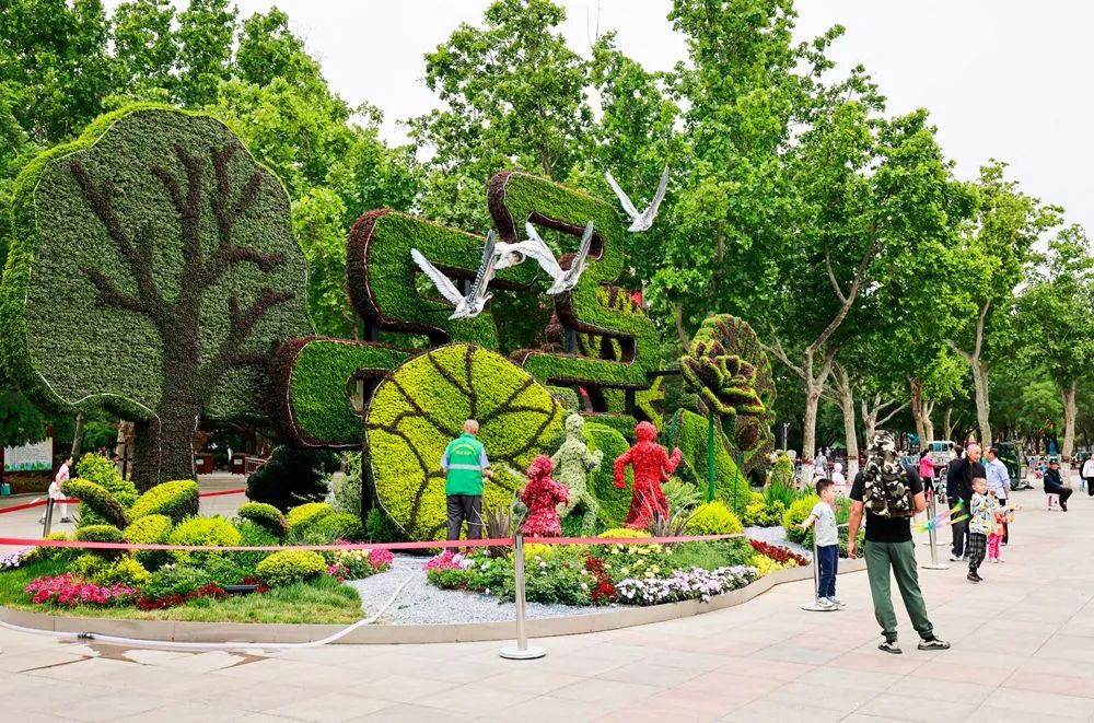 聊城公园人物雕塑,聊城城市雕塑