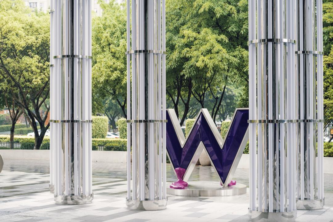 这世界是个巨大的游乐场,这世界就是巨大的游乐场