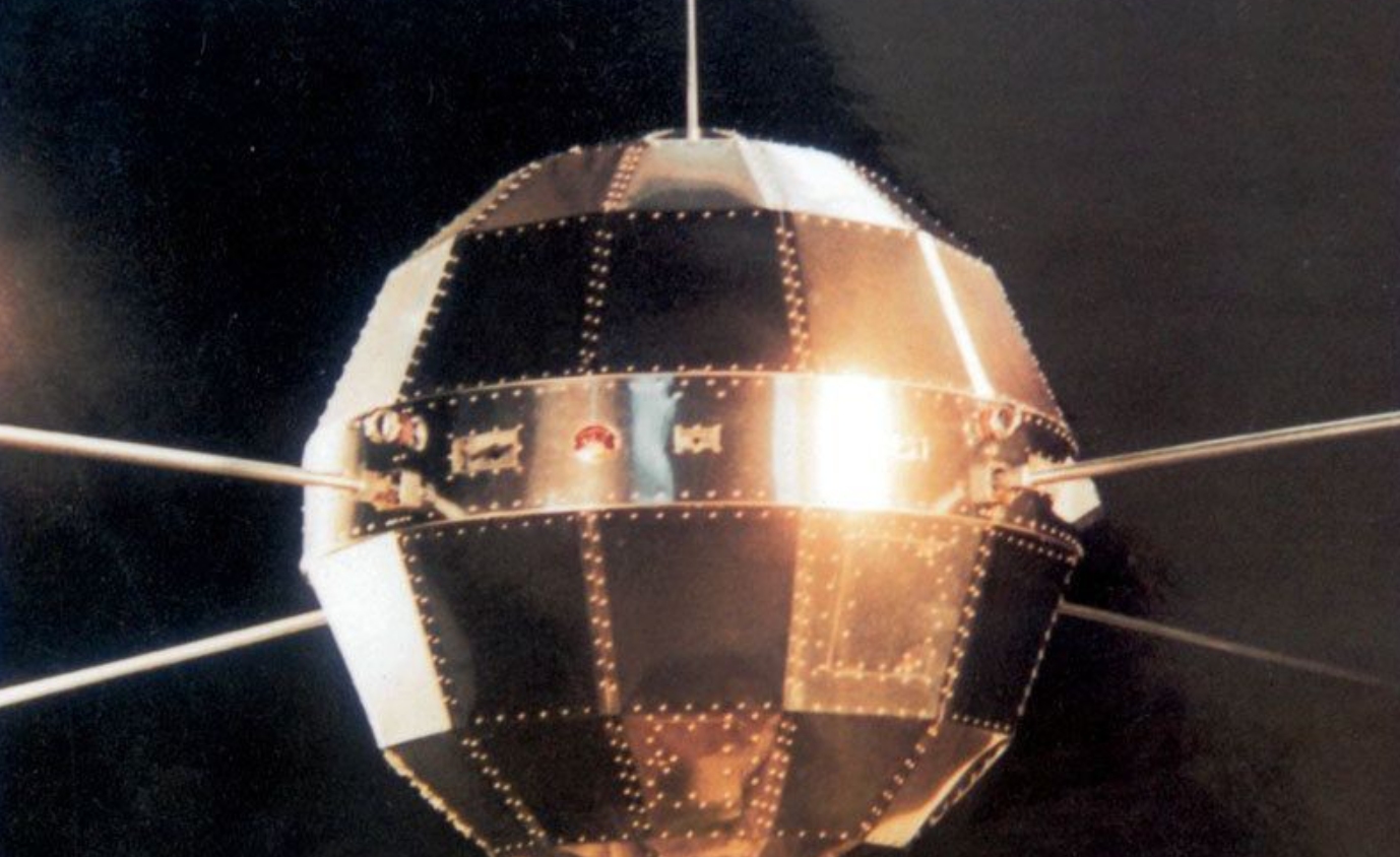 美国卫星能识别地面上人的脸？世界最*卫强**星有多清晰，官方泄密