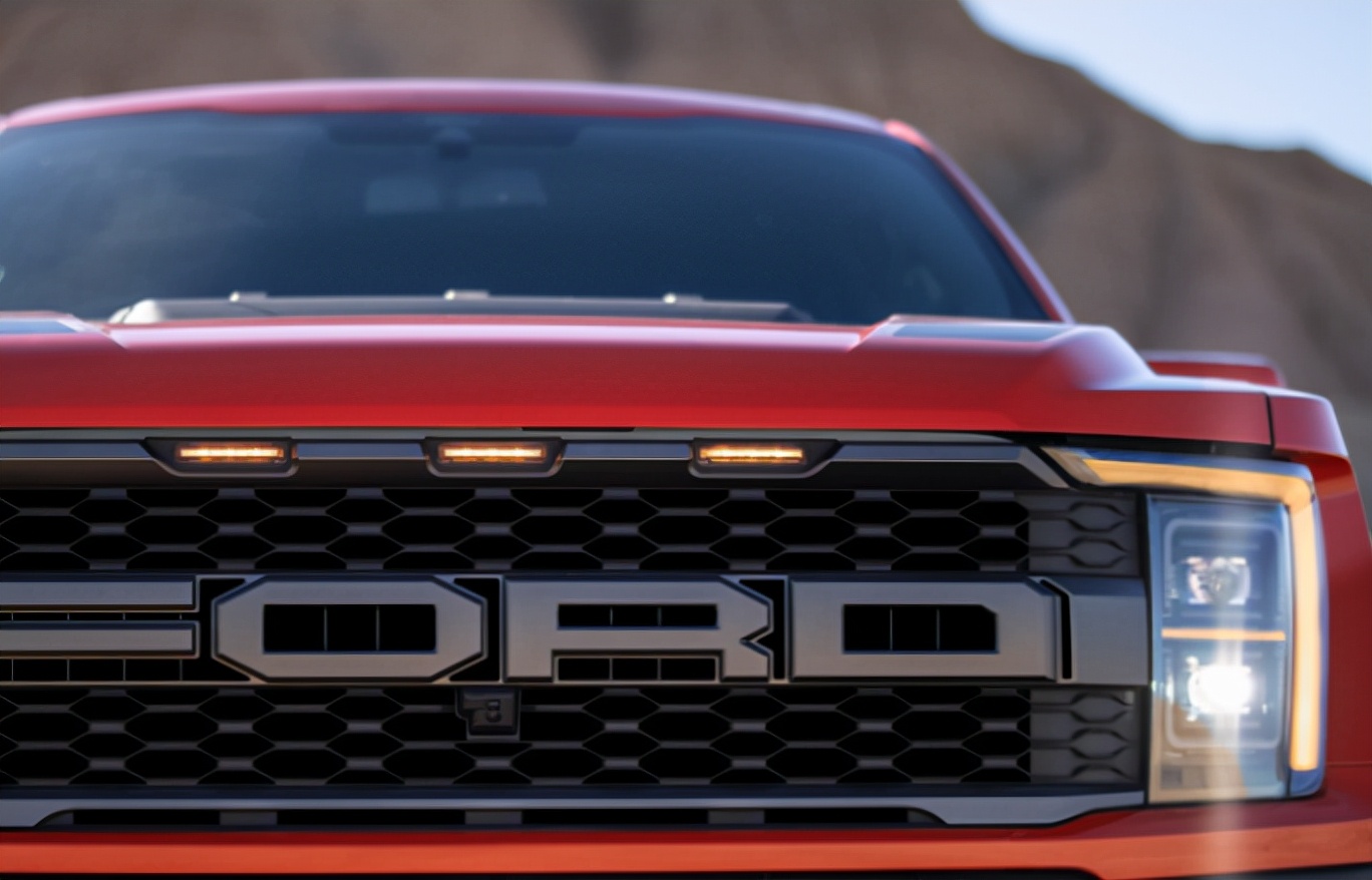 美国大火国人却嫌弃,福特猛禽回归,内饰少了“糙老爷们”那味儿