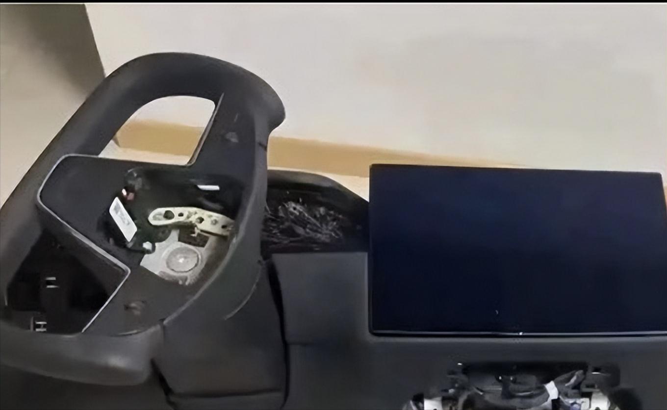 特斯拉新款model3曝光,特斯拉新款model3performance