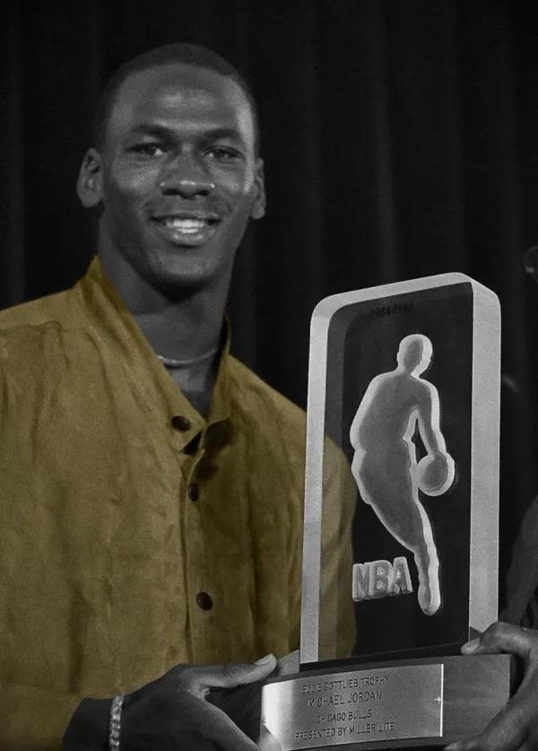 airjordanjumpman黑白,jordanjumpman短袖背后全是logo