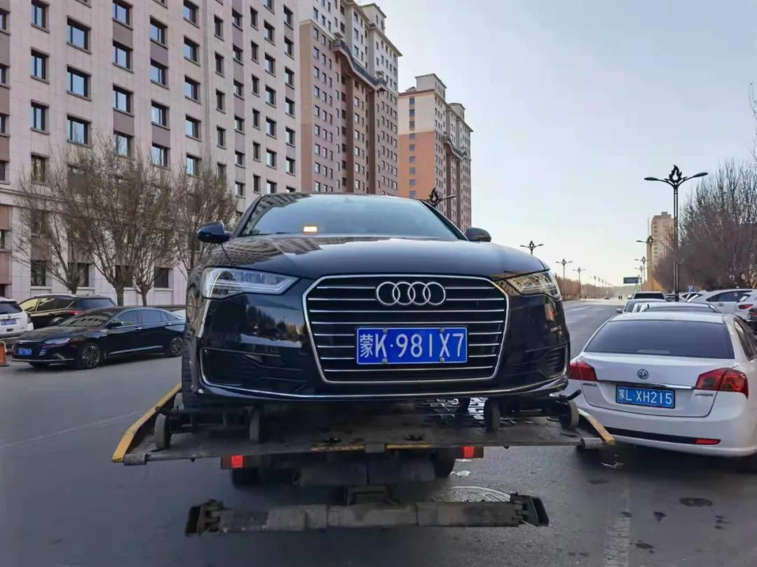 违停曝光平台,违停曝光的车辆