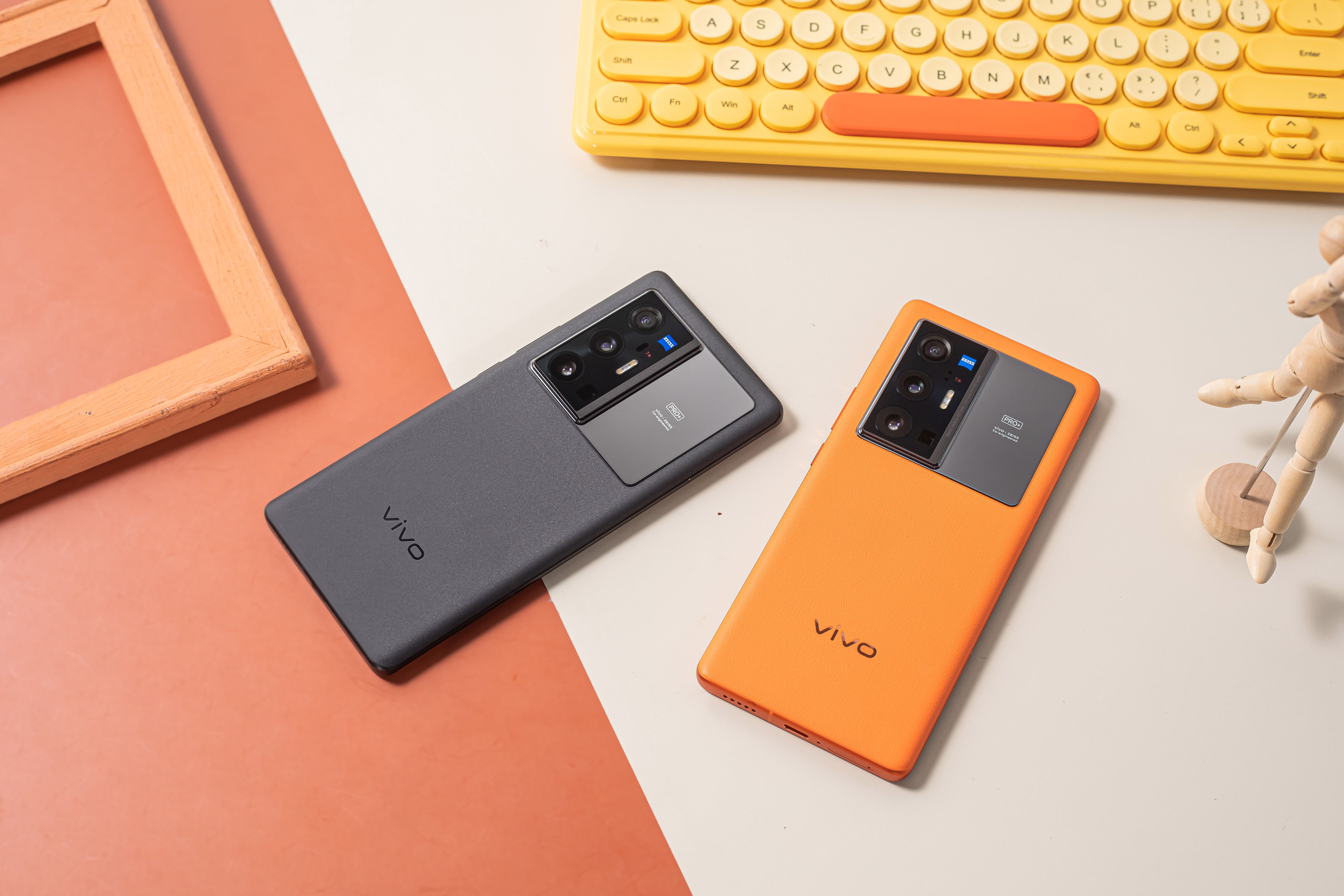 vivox70双摄,四摄防抖