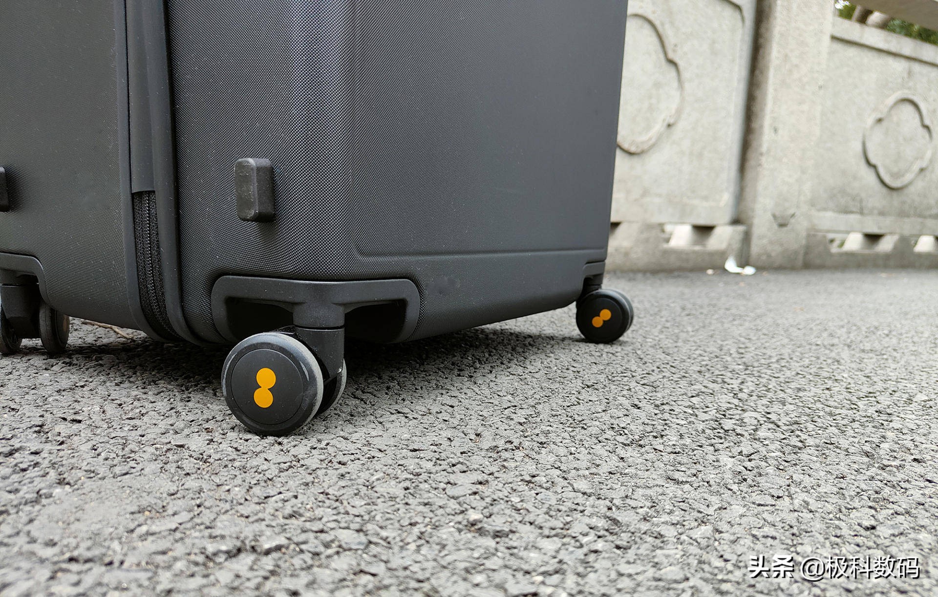 设计小心思，容量大提升，地平线8号大旅行家行李箱使用体验