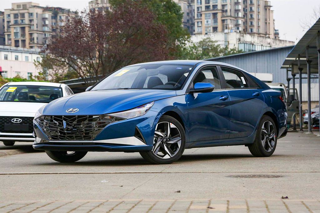 10万预算买家用车这4款都不错,10万元左右买轿车这三款值得看