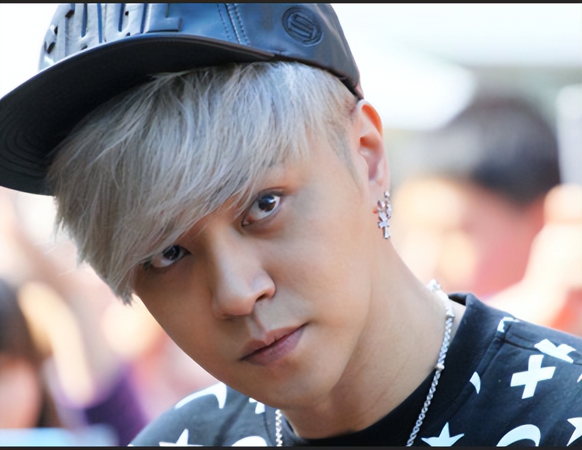 罗志祥穿女装泰国街头,罗志祥在泰国穿女装