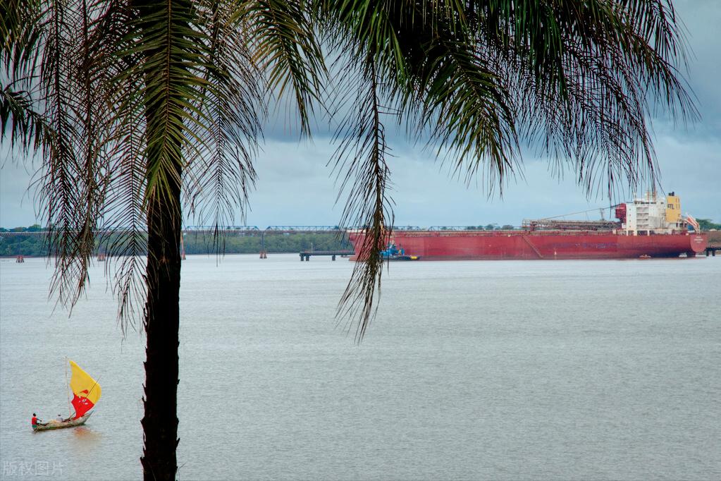 船到丹麦船员体会当地人的生活,去塞拉利昂