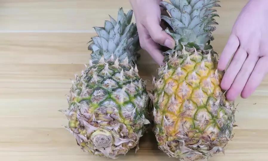 菠萝好吃的挑选方法,菠萝怎么挑选又香又好吃
