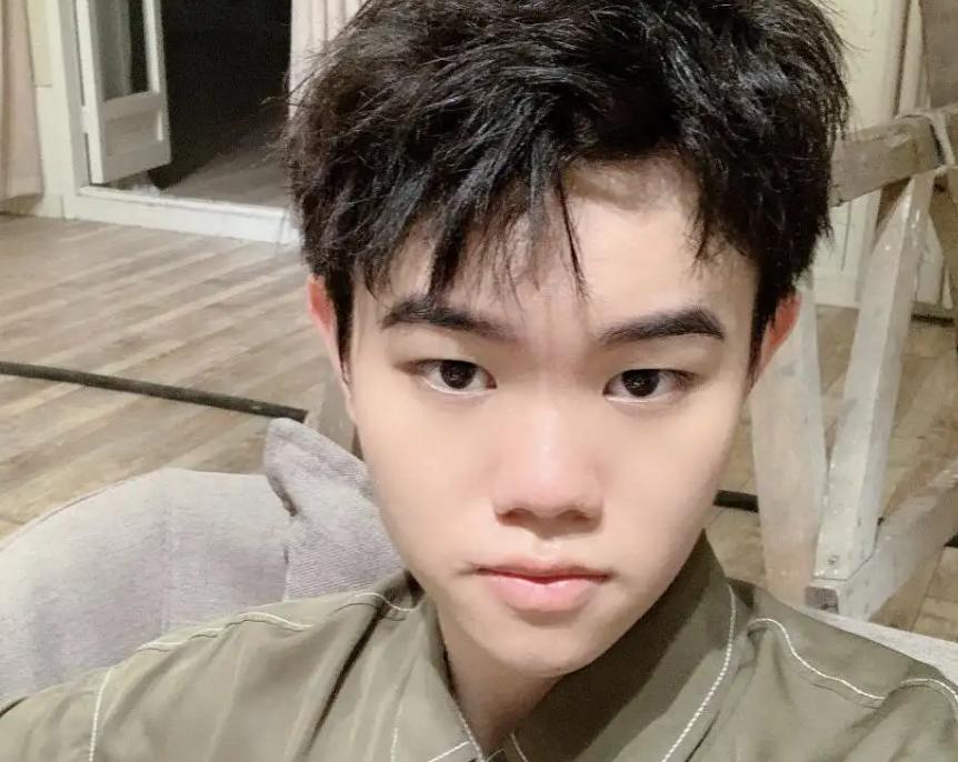 韩涵玩苏烈被花木兰坑,韩涵躲花木兰一闪