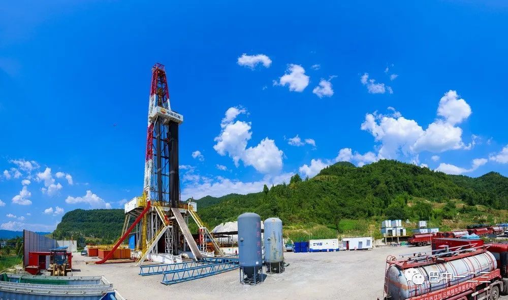 巴中哪个区县跟达州接壤,达州挨着巴中