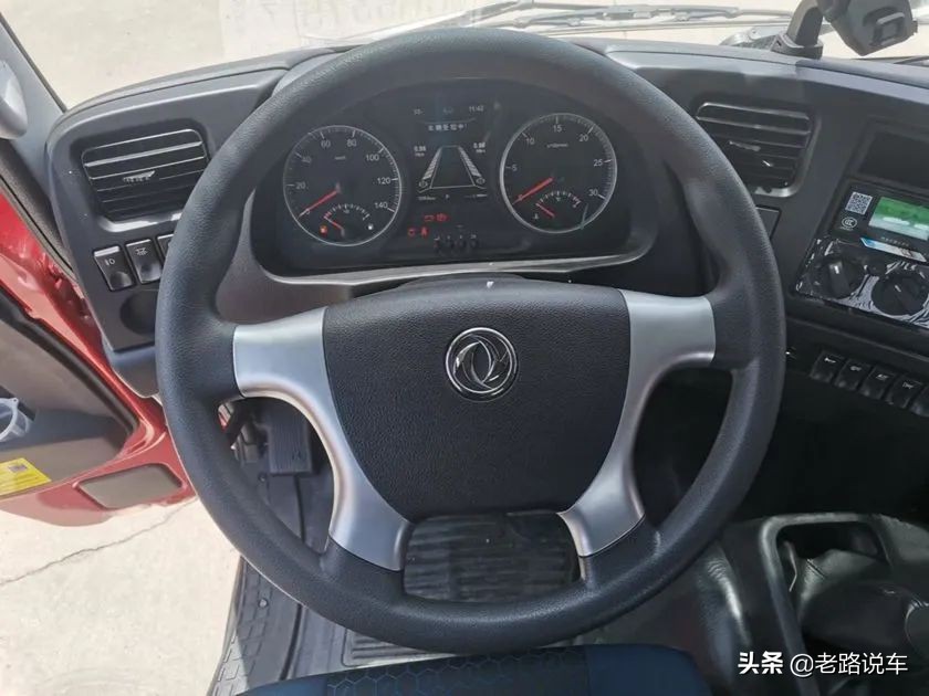 东风天龙新款vl轻量化牵引车,东风天龙vl牵引车最新价格