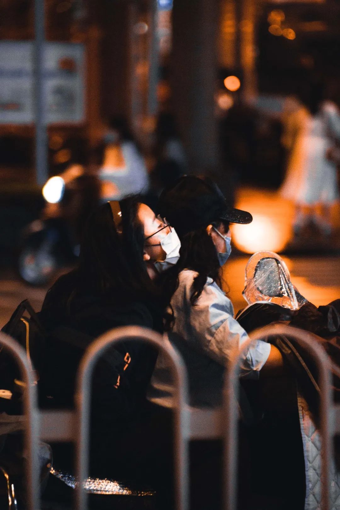 工资5000贷款70w累不,工资5000车贷3000累吗