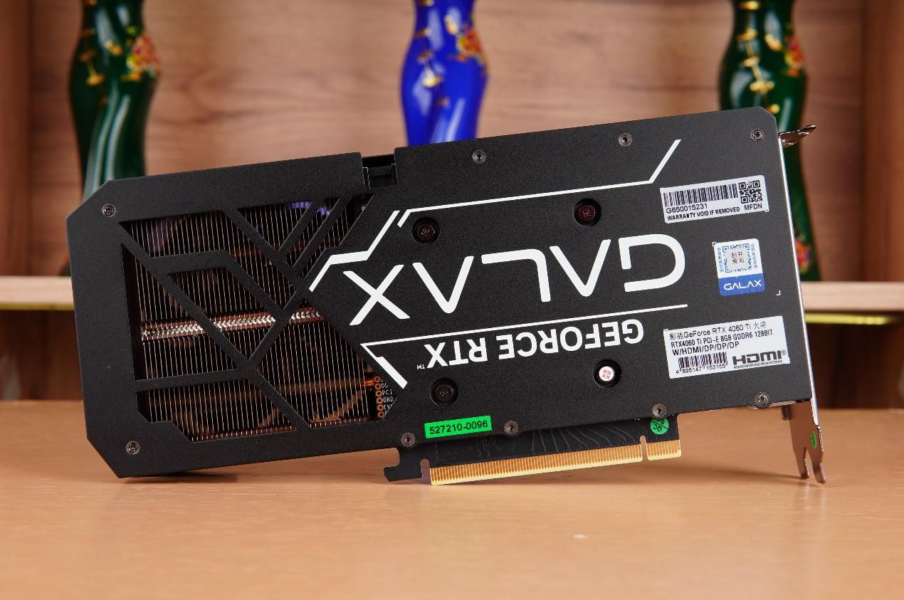 itx机箱闪鳞g200装机推荐,闪鳞g200机箱尺寸