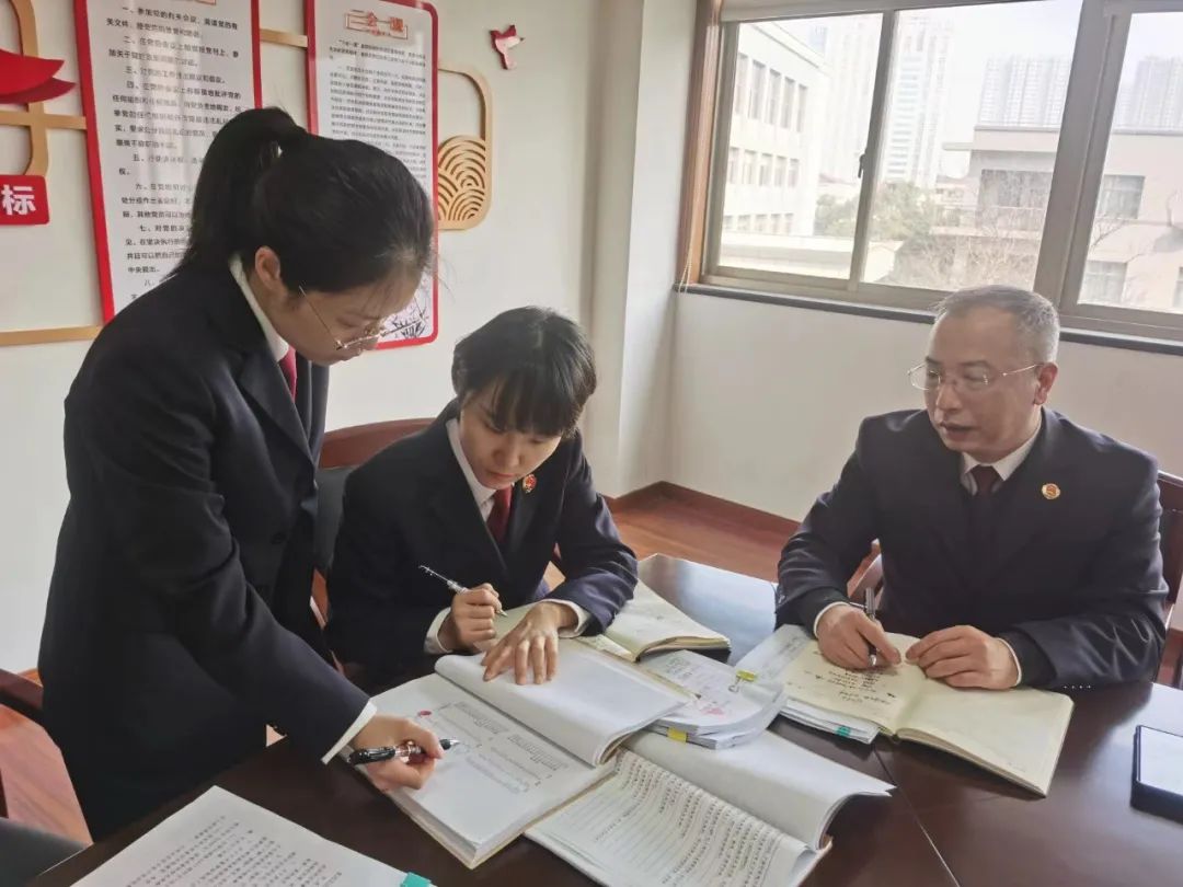 严打制售假冒伪劣商品犯法吗,公安机关对制售假冒产品规定