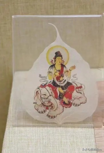 靠树叶一年赚8000万,一片树叶卖7000元