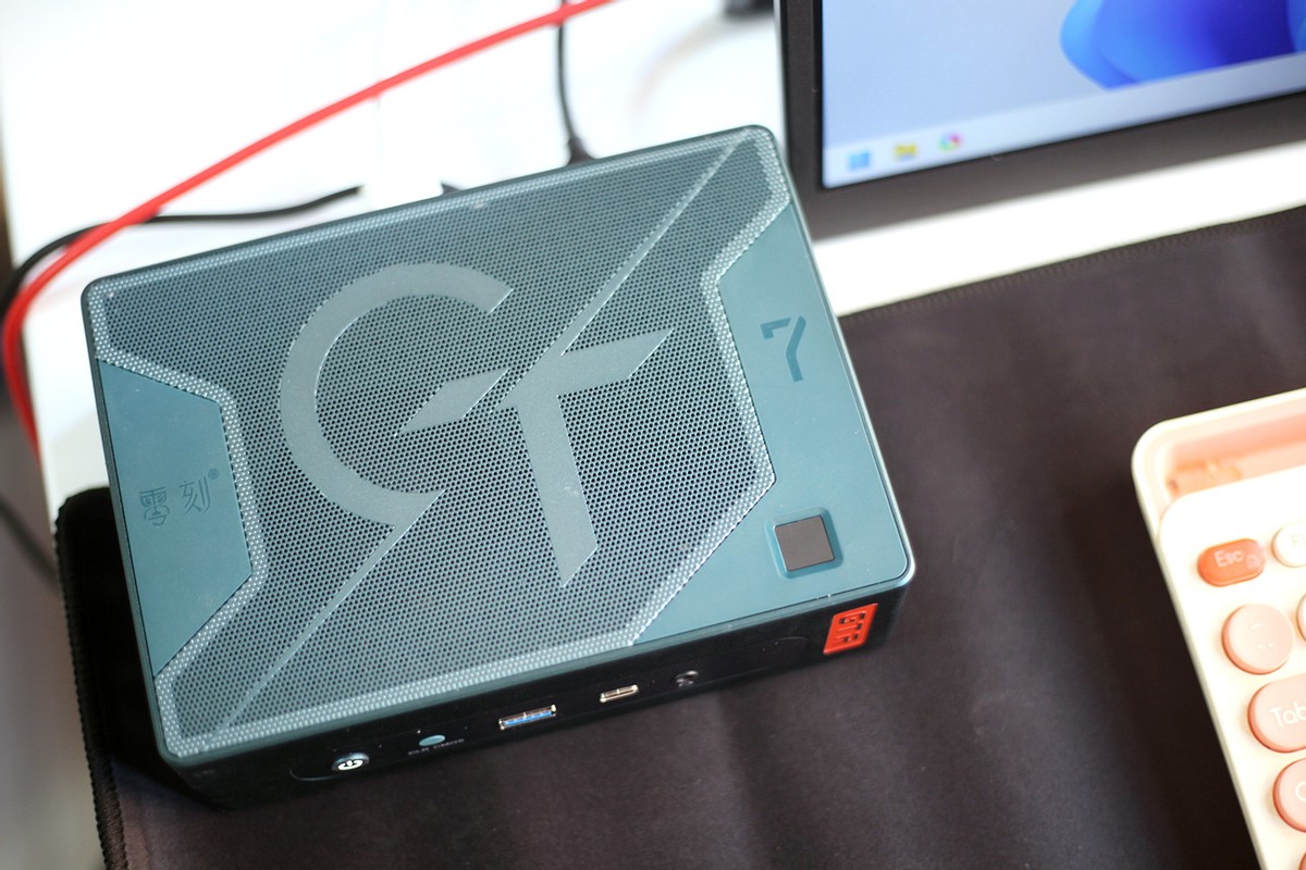 光追主机显卡推荐,零刻gtr77840hs65w迷你电脑主机