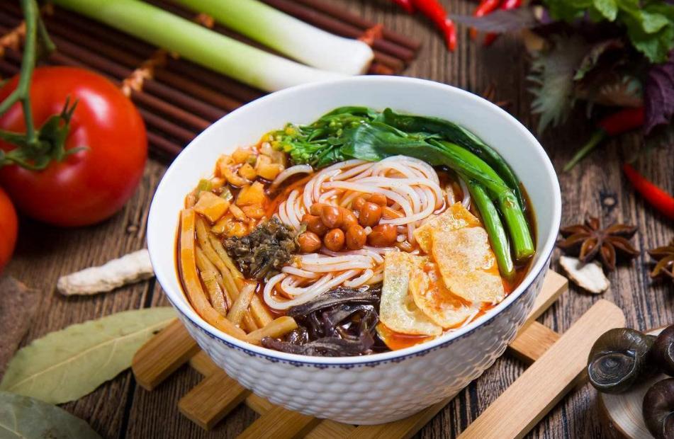 广西柳州螺蛳粉哪个牌子好吃,广西柳州螺蛳粉网红店在哪里