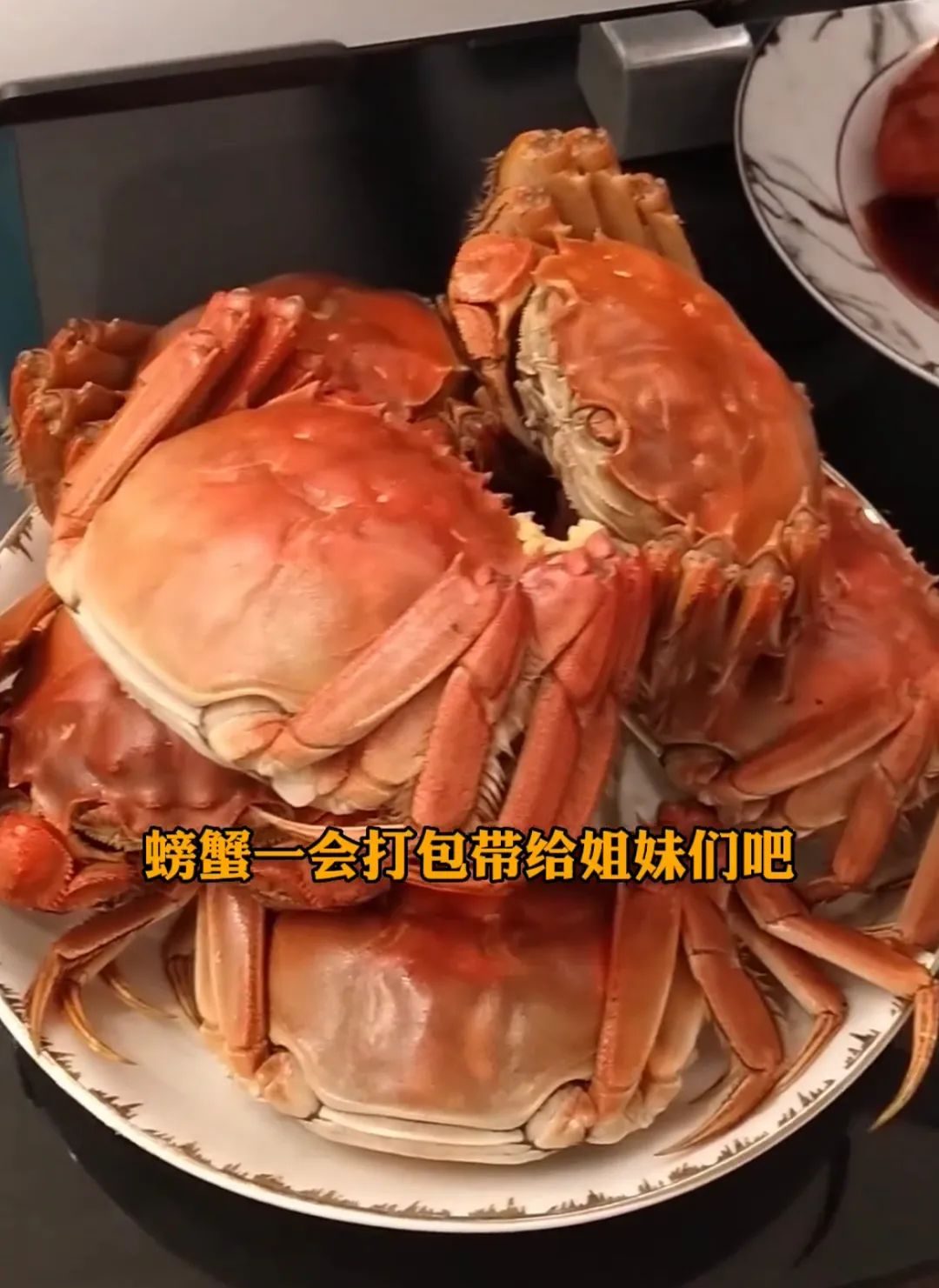 深圳保姆揭露富豪奢侈生活：“有钱人，和你想的不一样”