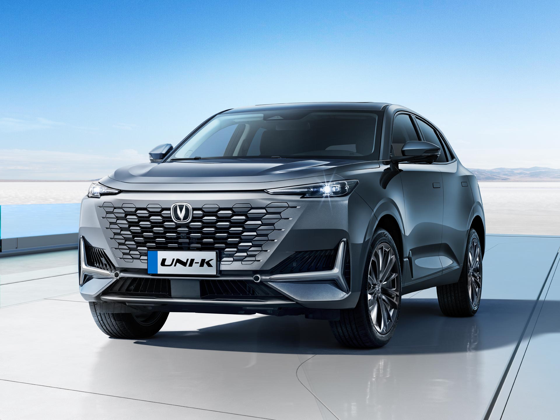 2022款奥迪q4sportback40e-tron,适合女性开的15万电动汽车排行榜