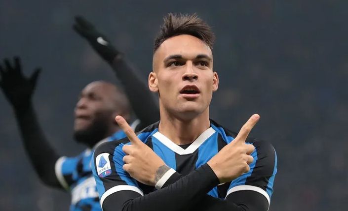 足球巨星排名表,足球史上十大巨星排名中国