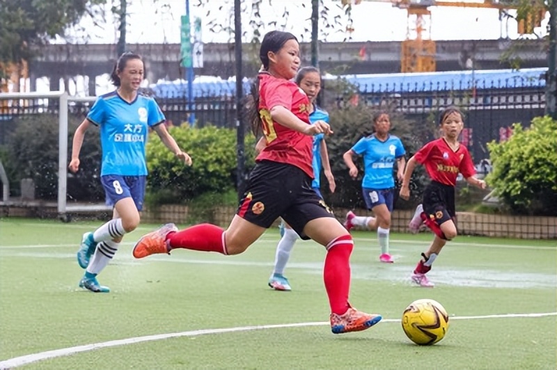 广黔同心，“足”梦未来，绿茵场上演绎山海对话