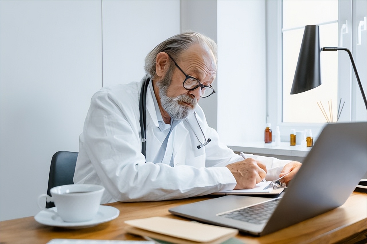 冻死癌细胞？这种“黑科技”治疗肝癌安全有效，副作用小