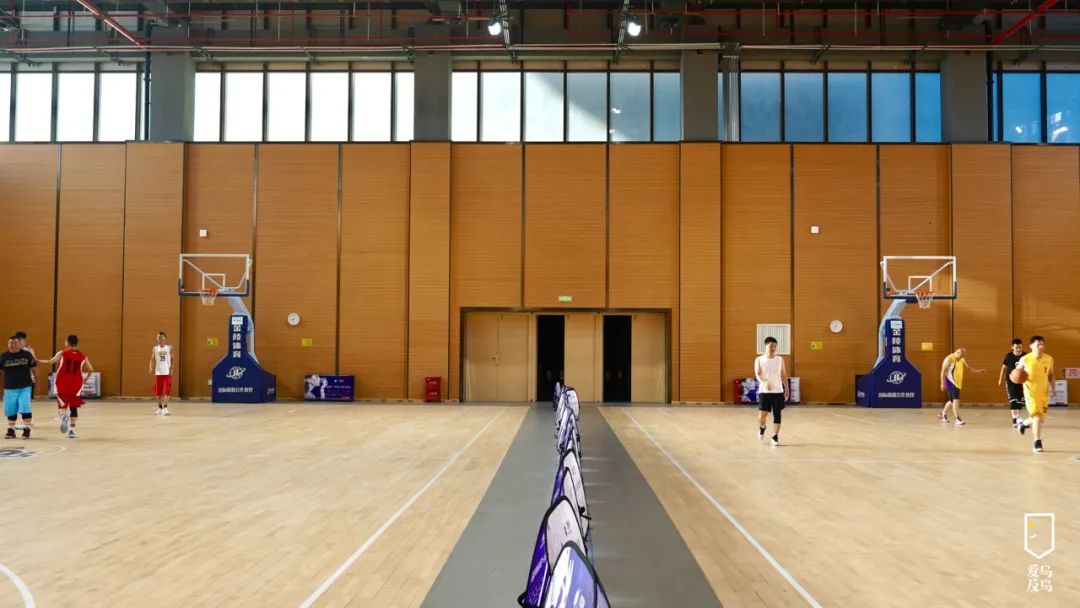 奥体中心游玩攻略晚上免费,奥体中心乌鲁木齐攻略