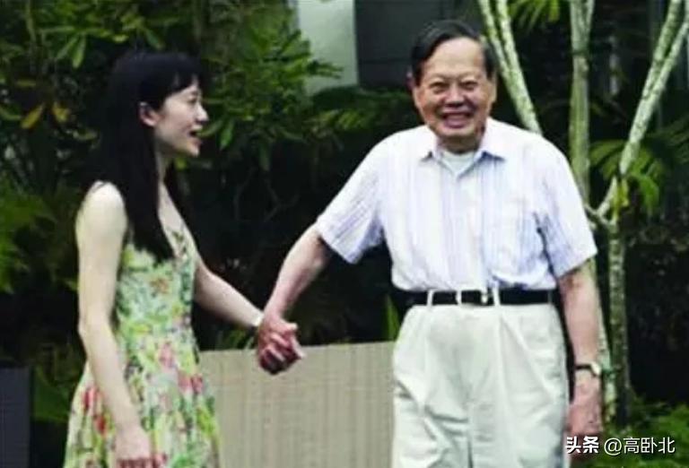 47岁翁帆结婚了吗,42岁的娇妻翁帆隐藏了多年的秘密