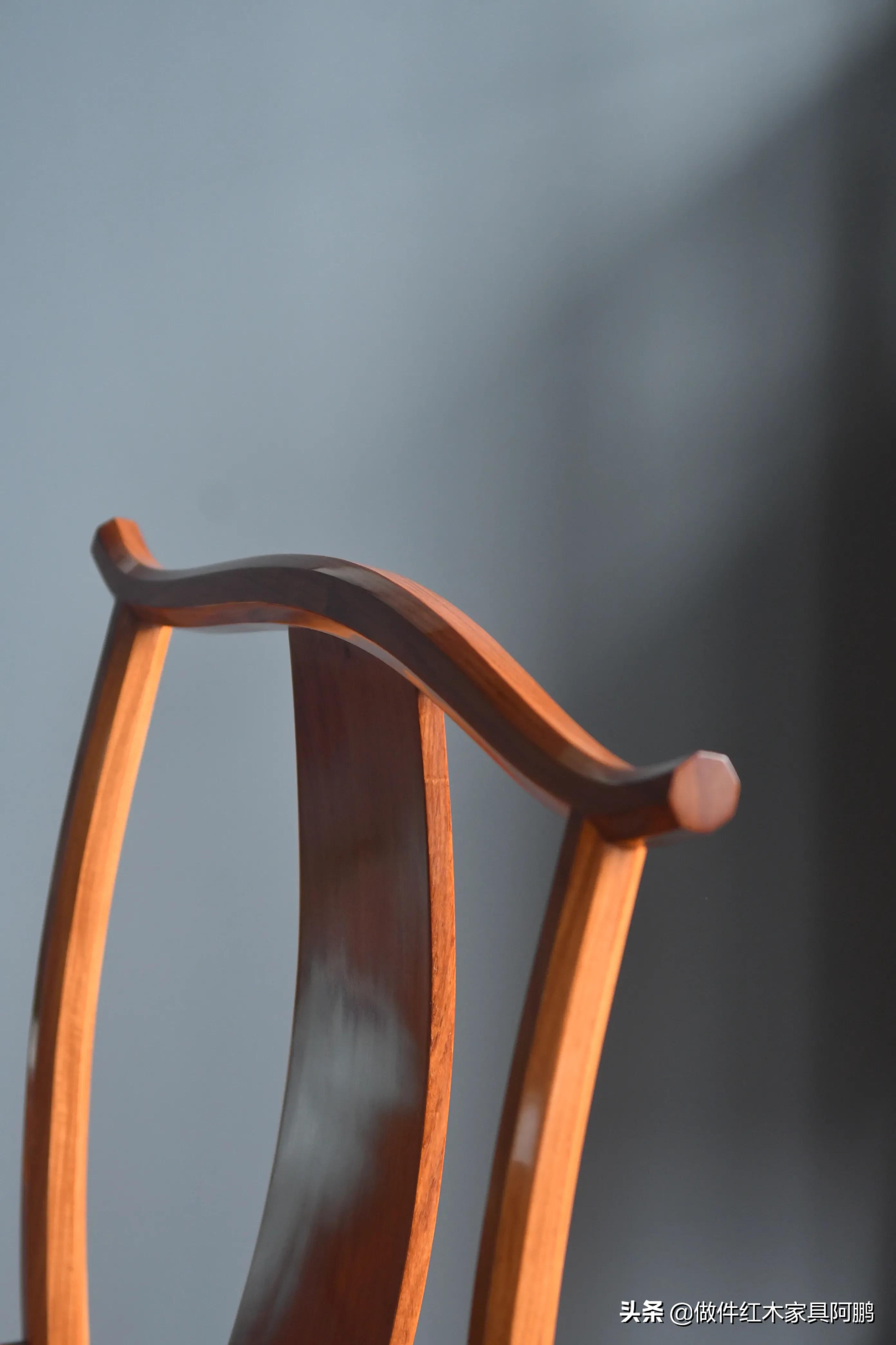 雕龙纹四出头官帽椅图片,明式四出头官帽椅图片