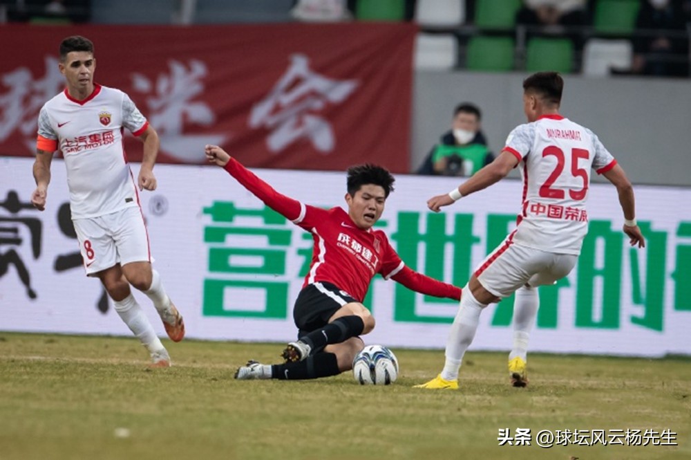 中国足协杯1/4决赛：成都蓉城不敌海港止步足协杯八强