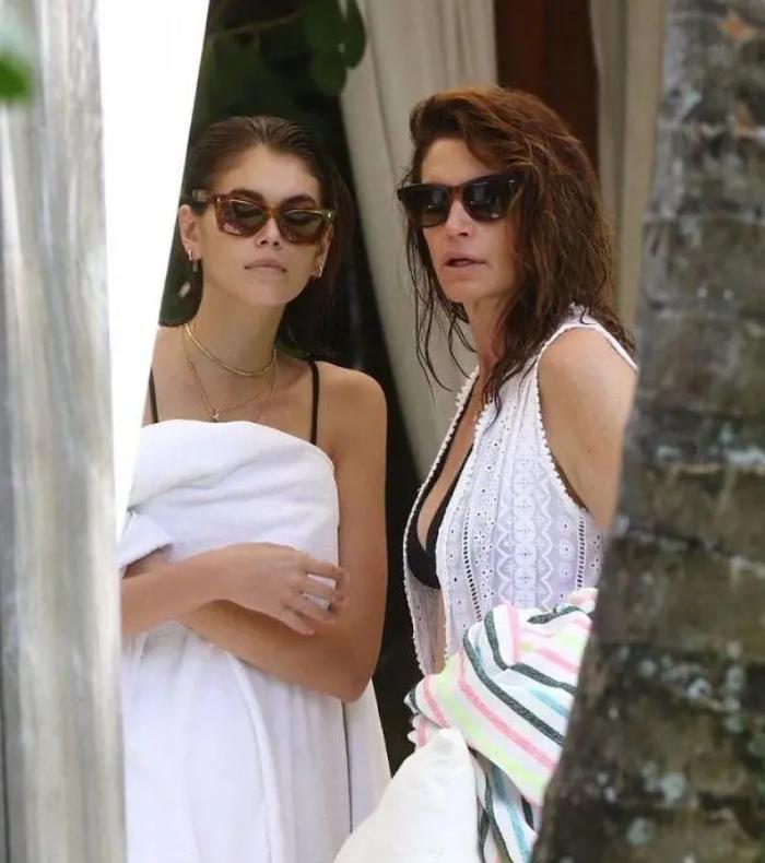 辛迪惊艳写真照片,明星辛迪