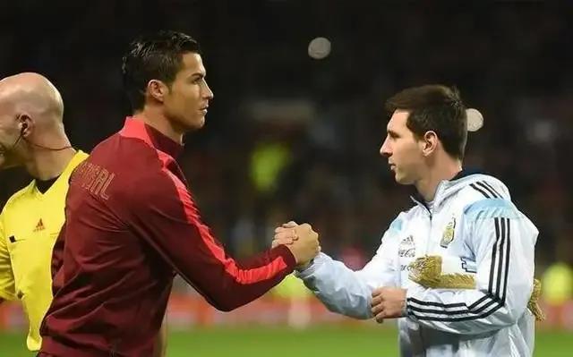 世界足球排名垫底的国家的比赛,世界足坛历史地位前10排名